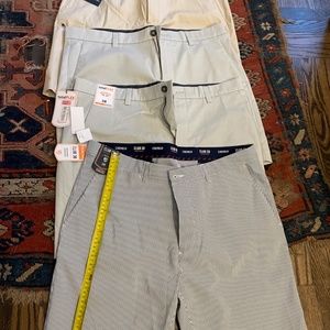 Men’s Golf Casual Khaki Seersucker Shorts size 38 NWT